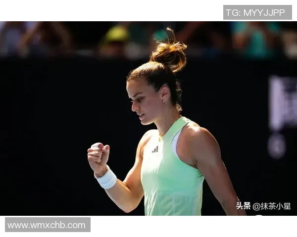 足球明星黑色皮衣女神秘魅力揭晓引发球迷热议